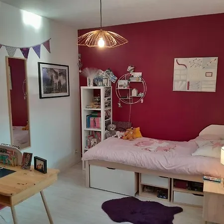 Moderne Et Spacieuse Hotel Nantes